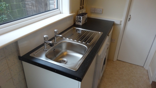 Utility room (washing machine and tumble dryer)